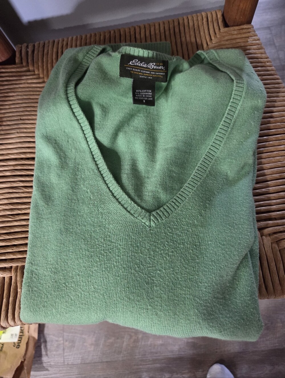 Eddie Bauer Cotton Cashmere V Neck Sweater Mint Green Small